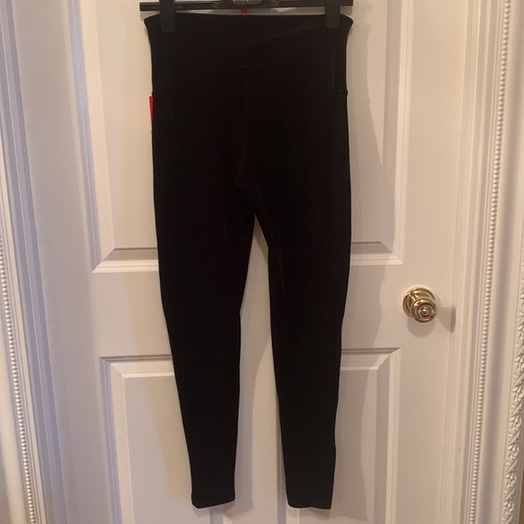 NWT Spanx Shape Velvet Leggings - Picture 5 of 7